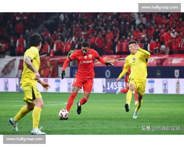 中超第 16 轮焦点战：深圳新鹏城 1-2 遭上海海港逆转，实况足球联动再现经典！